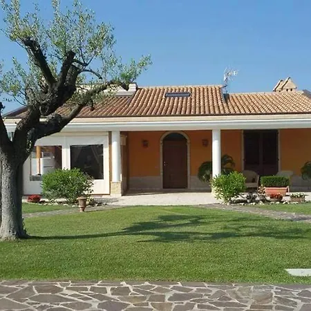 Bed and breakfast Agrifoglio 3*