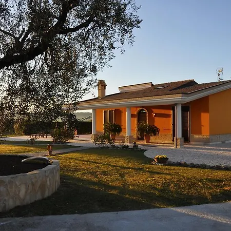 Agrifoglio Bed and breakfast